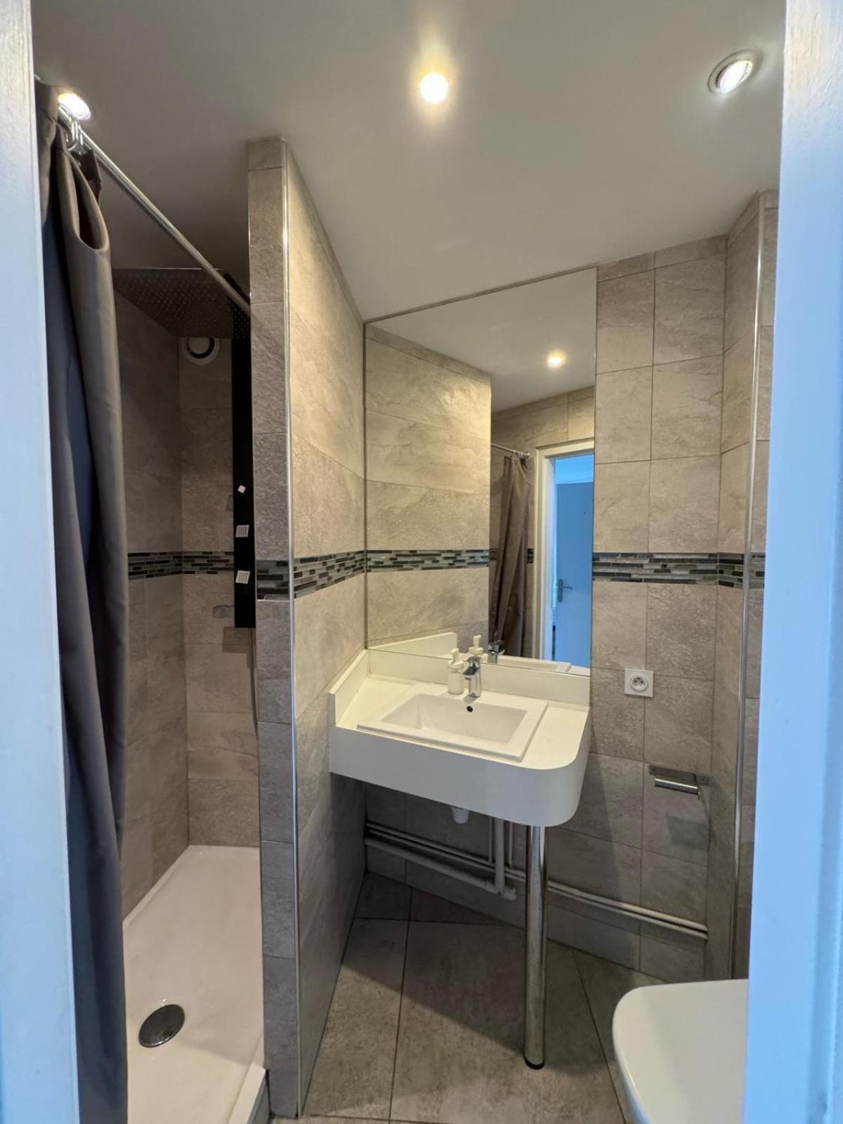 Appart' Hotel Fauriel Saint Etienne Avec Parking المظهر الخارجي الصورة